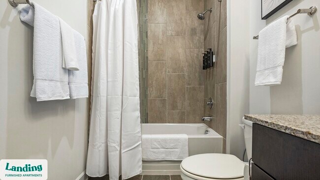 Photo - 11010 Northlake Landing Dr Apartamento Unidad 2-206.1410264