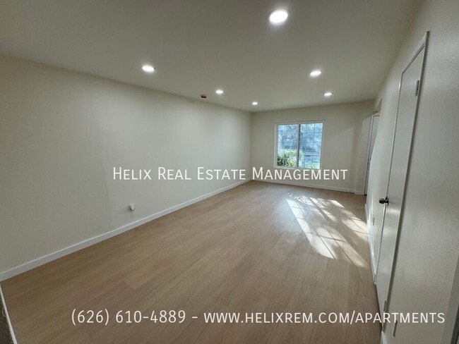 Photo - 1933 E Villa St