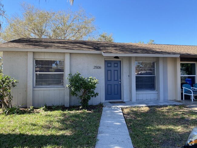 Building Photo - 2506 Coral Ave Rental