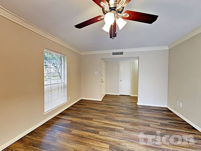 Photo - 2725 Branch Oaks Dr