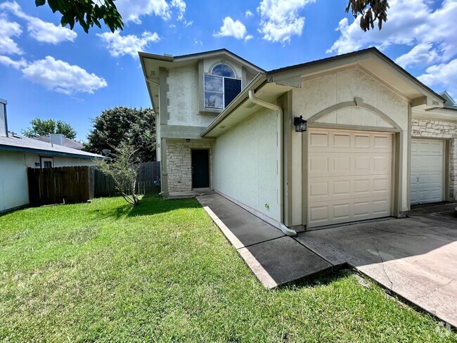 Building Photo - 3001 Kestrel Dr Unit A Rental