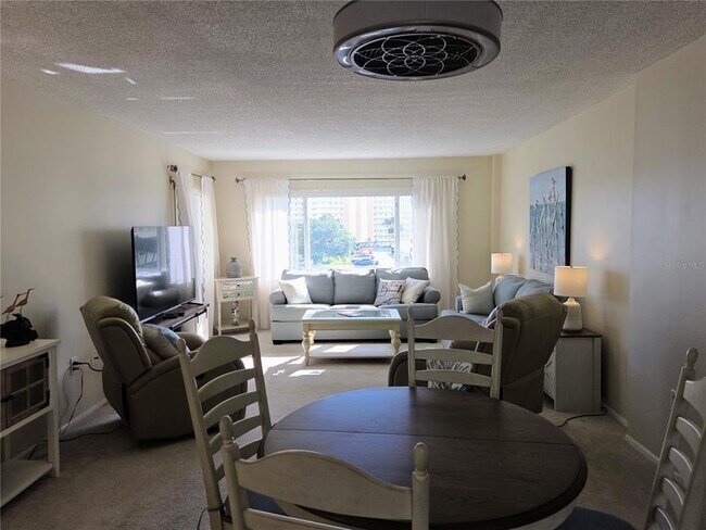Photo - 4650 Cove Cir Unit 409