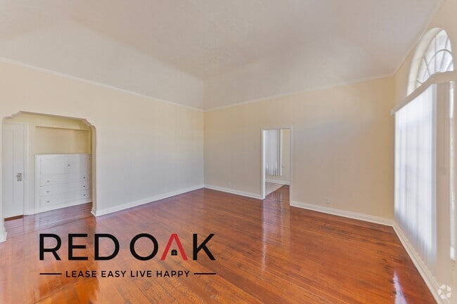 Building Photo - 621 S Gramercy Pl Unit 101 Rental