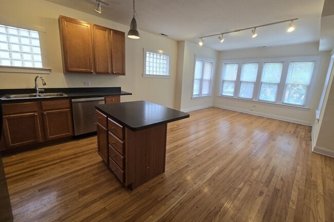 Photo - 4926 N Albany Ave Apartment Unit 2N