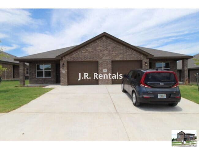Building Photo - 118 Wind Ridge Dr Rental