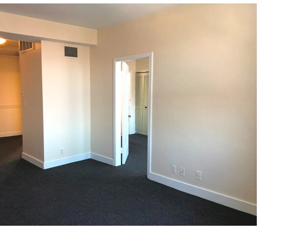 Photo - 461 Commonwealth Ave