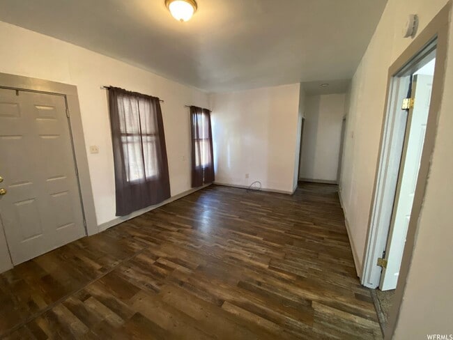 Photo - Spacious 4-Bedroom Rental with Basement and 4 Parking Spots in a Tranquil Neighborhood