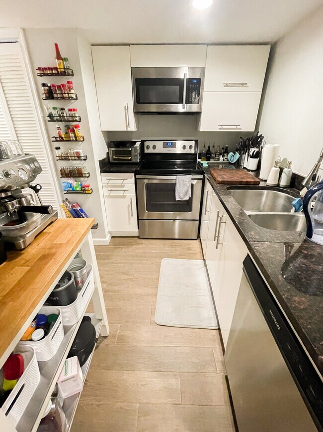 Kitchen - 3548 Rock Creek Church Rd NW Unit 1