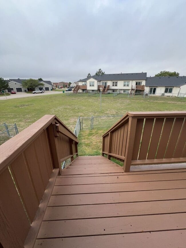 1151 Case Ct