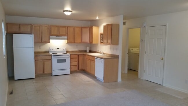 Building Photo - 2115 La Mar Ave Unit 2115