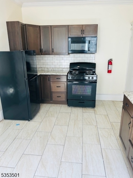 Building Photo - 66 Abbett Ave Unit D Rental