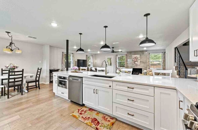 Photo - 8329 Van Pelt Dr Unit 1