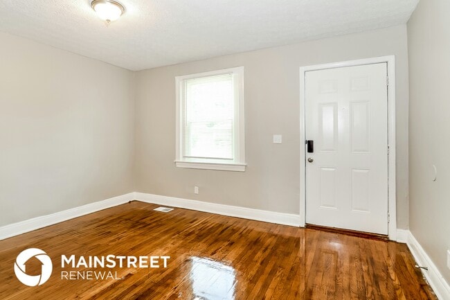 Photo - 415 N 42nd St