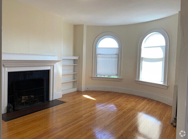 Building Photo - 2 Ware St Unit 403 Rental