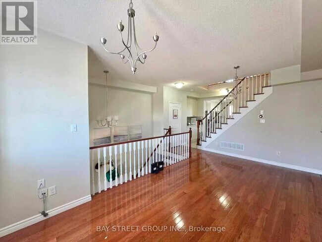Photo - 2171 Fiddlers Way