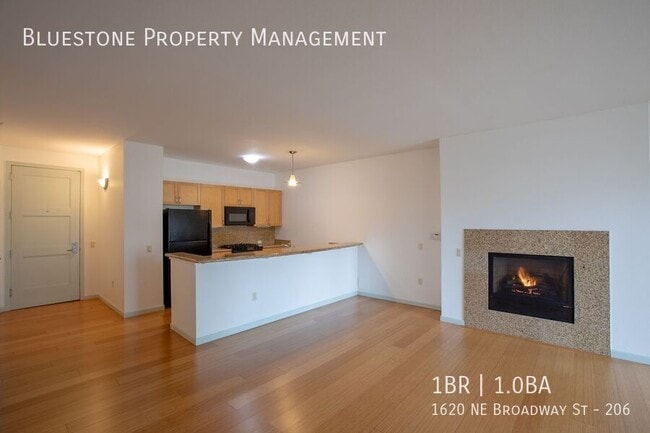 Building Photo - 1620 NE Broadway