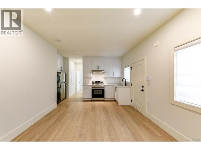 Photo - Ground Level-104xx WILLIAMS ROAD