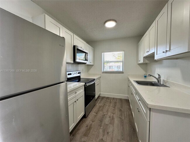 Photo - 3616 NE 11th Ave Unidad 4