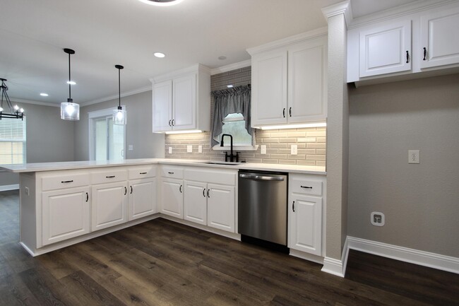 Photo - 4052 Randi Rd