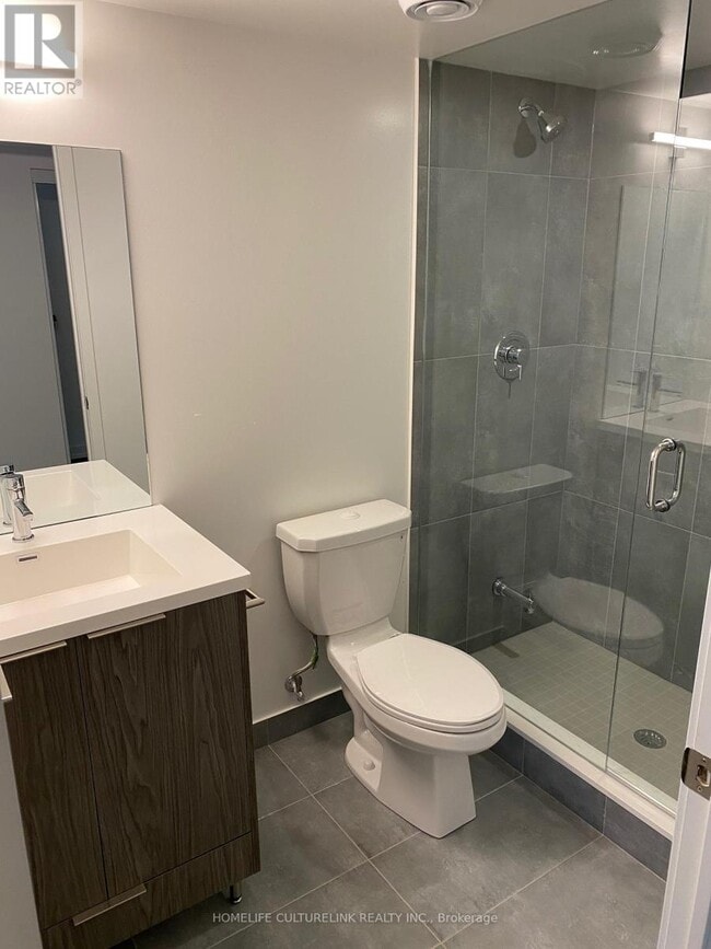 Photo - 60 Shuter St Unit 706