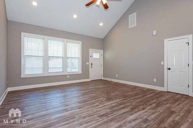 Photo - 6806 Fieldvale Pl