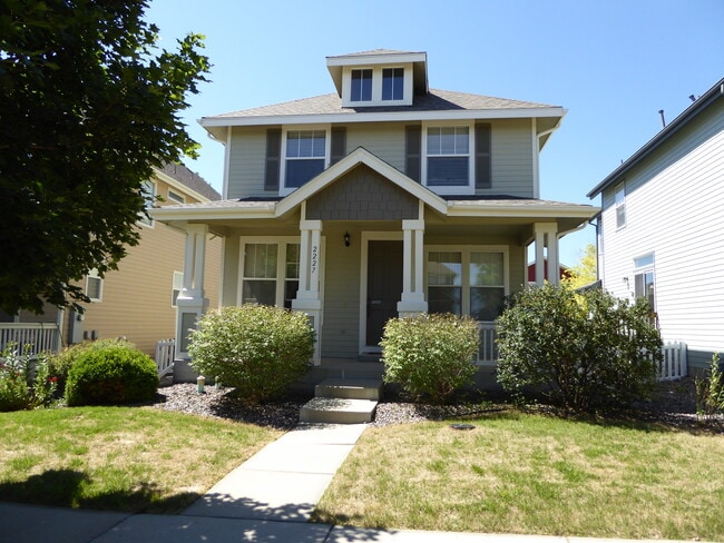 Building Photo - 2227 Brightwater Dr