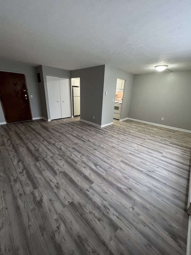 Photo - Hamburg Heights