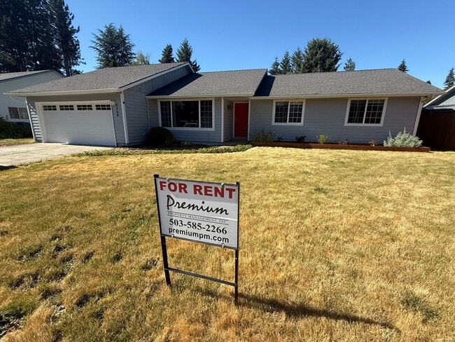 Building Photo - Well Maintained Three Bedroom Home in South Salem