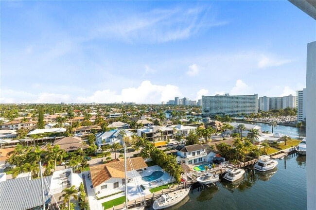 Photo - 2881 NE 33rd Ct Unidad Ph A