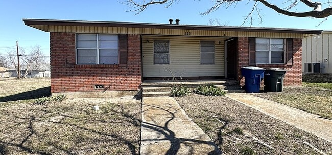 Photo - 211 Marston Ave Unit A
