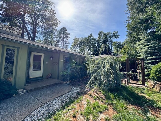 Photo - 4-bed 3-bath home in Nevada City!
