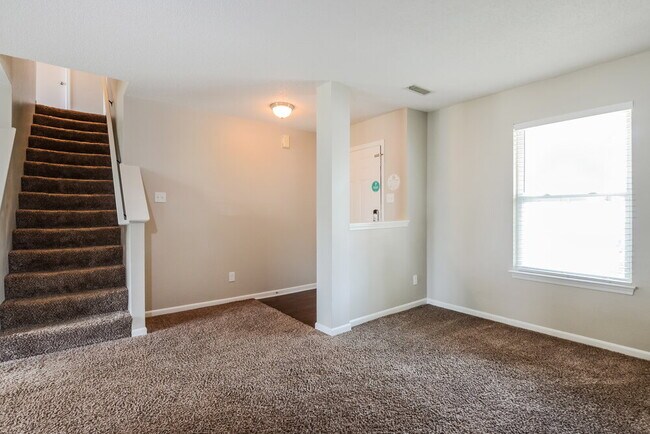 Photo - 9170 Amberleigh Dr