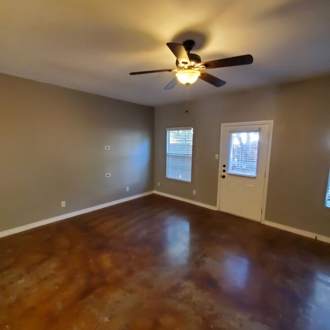 Photo - Beautiful Town Home