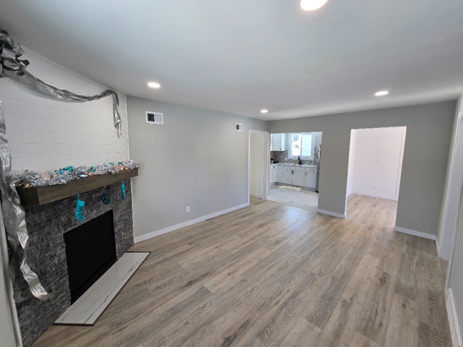 Photo - 20628 Alger St