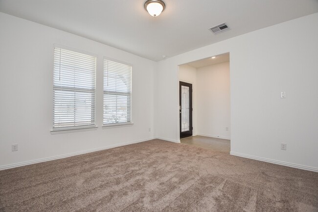 Photo - 8106 Royal Palm Ct