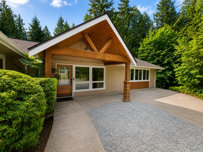 Photo - Private Arlington Retreat