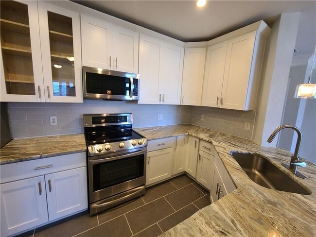 Photo - 3334 Peachtree Rd NE Unit 910