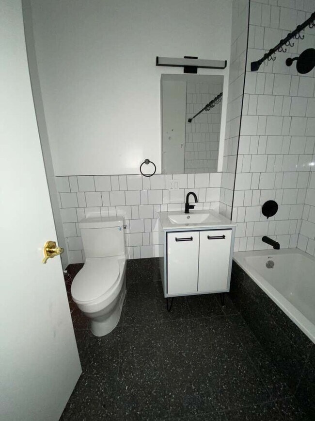 Photo - 155 Elliot St Unit 301