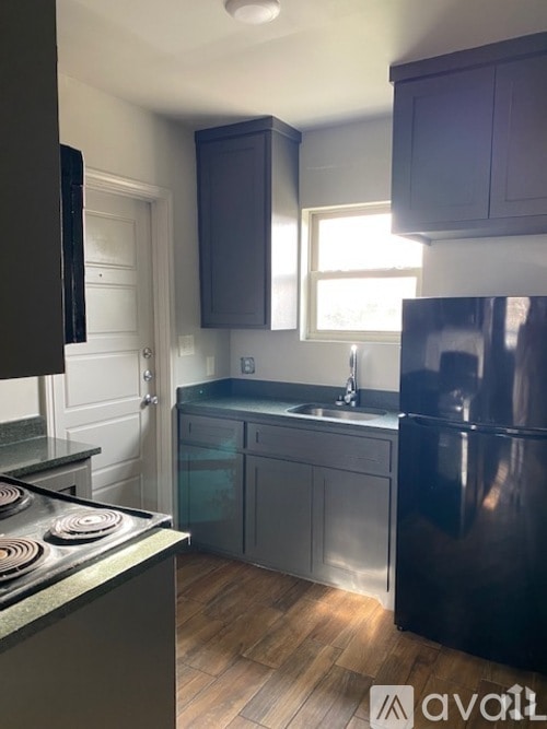 Building Photo - 2129 16th St Unit 4 Rental