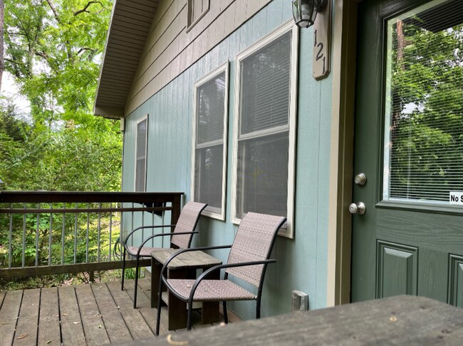 Photo - 121 Voncannon Dr Unidad A