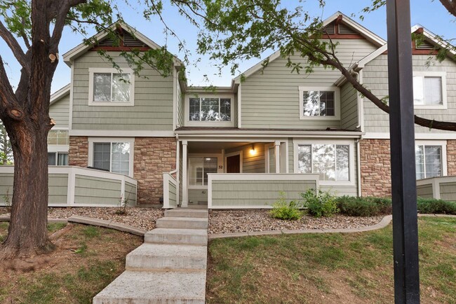 Building Photo - Spacious 2 Bedroom, 2.5 Bath Townhome in Desirable South Fort Collins