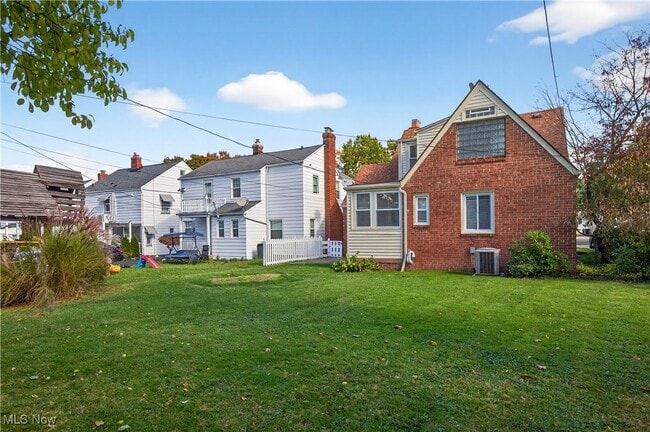 Photo - 2520 Laurelhurst Rd