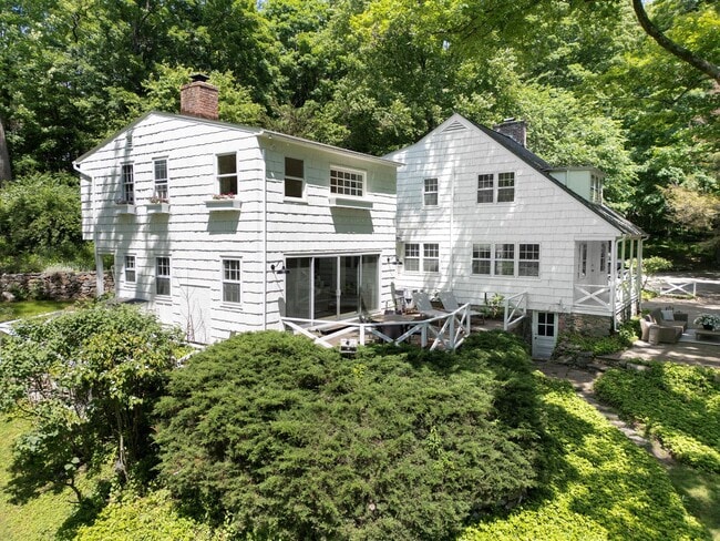 Building Photo - 200 Millwood Rd Rental