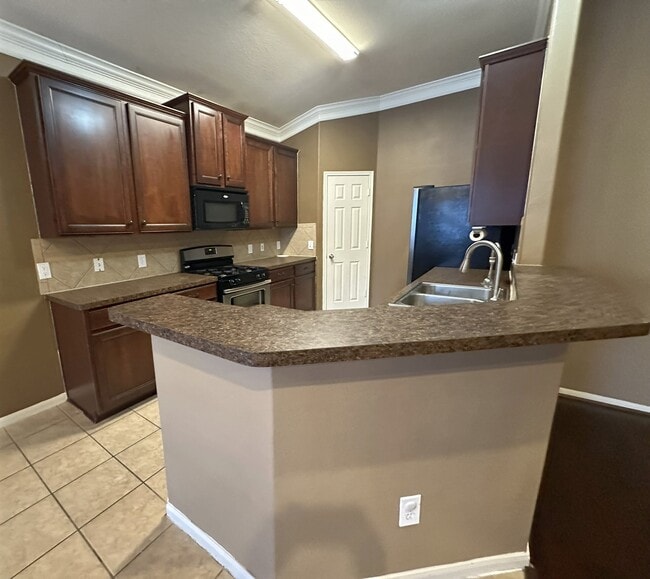 Photo - 6454 Applewood Forest Dr