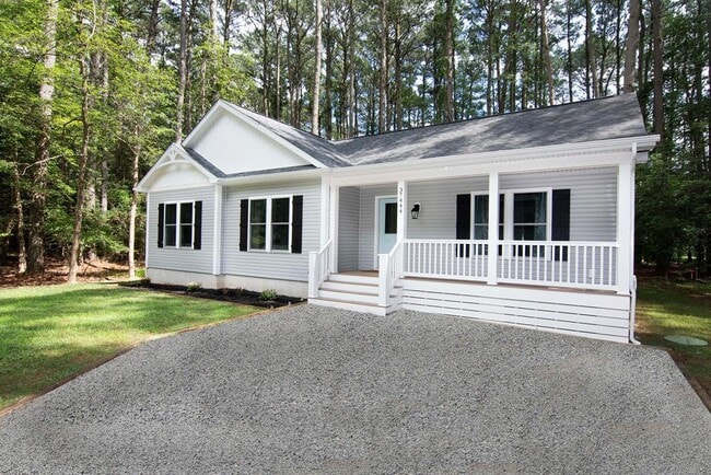 Building Photo - 37444 Castaway Dr
