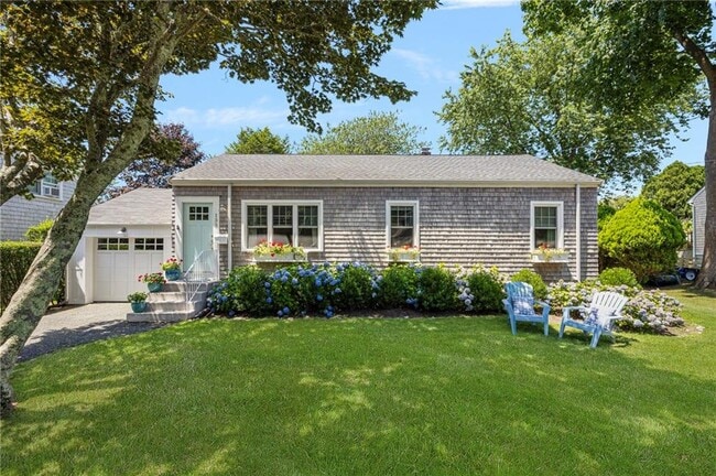 Building Photo - 133 Carroll Ave