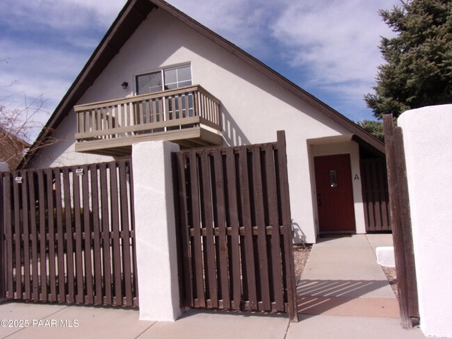 Building Photo - 5270 Diamond Dr Unit B