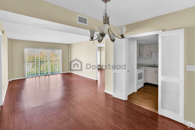 Building Photo - 4172 Inverrary Dr Unit 510 Rental
