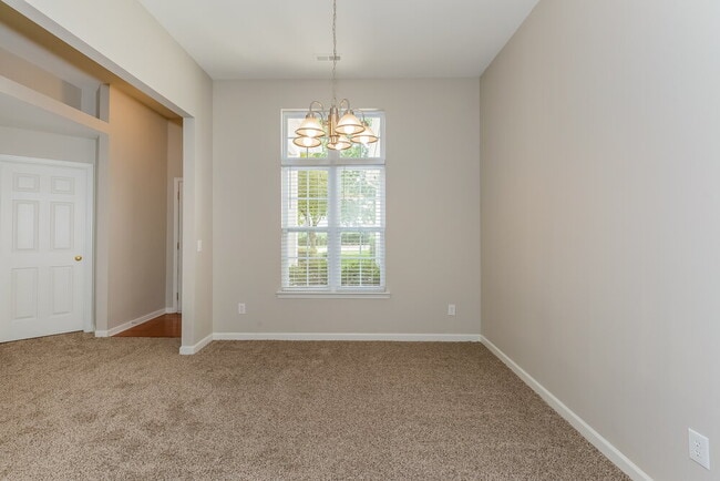9303 Winston Hall Ct