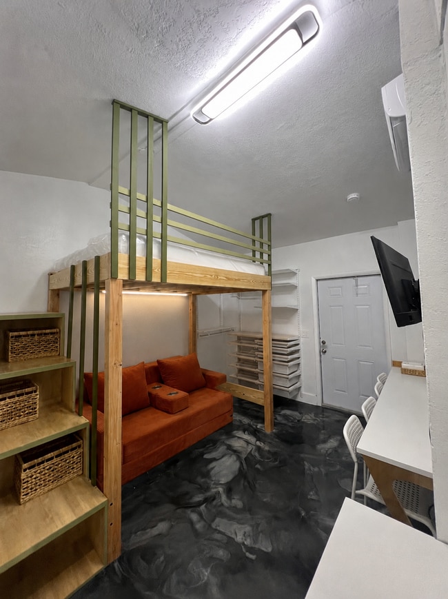 Photo - 1824 NW 49th St Unit Studio
